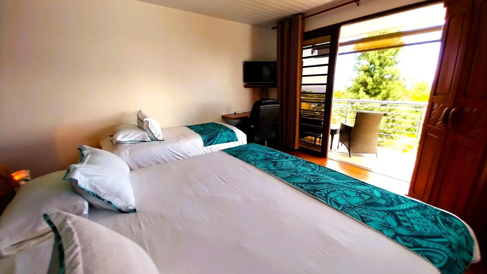 ヴィラ Tahiti Hills Lodge - 12 Pers プナアウィア フランス領ポリネシア
