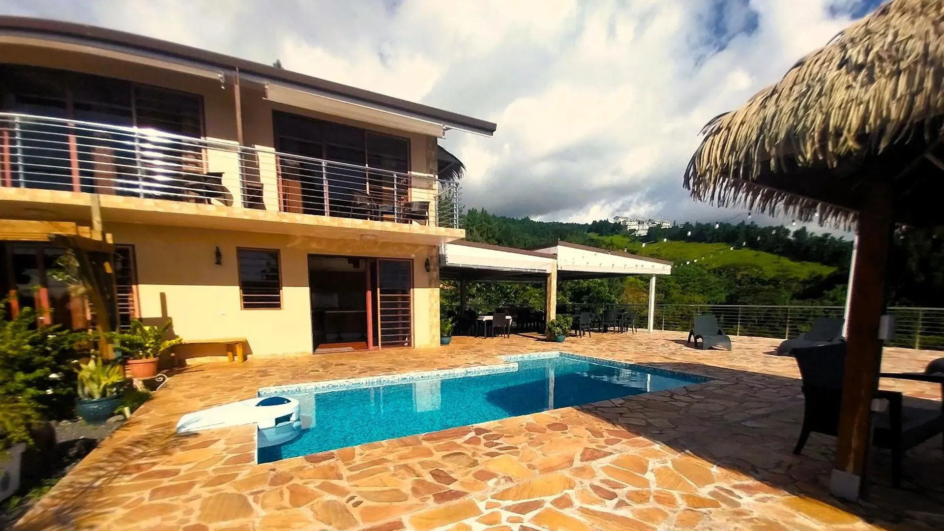 ヴィラ Tahiti Hills Lodge - 12 Pers プナアウィア
