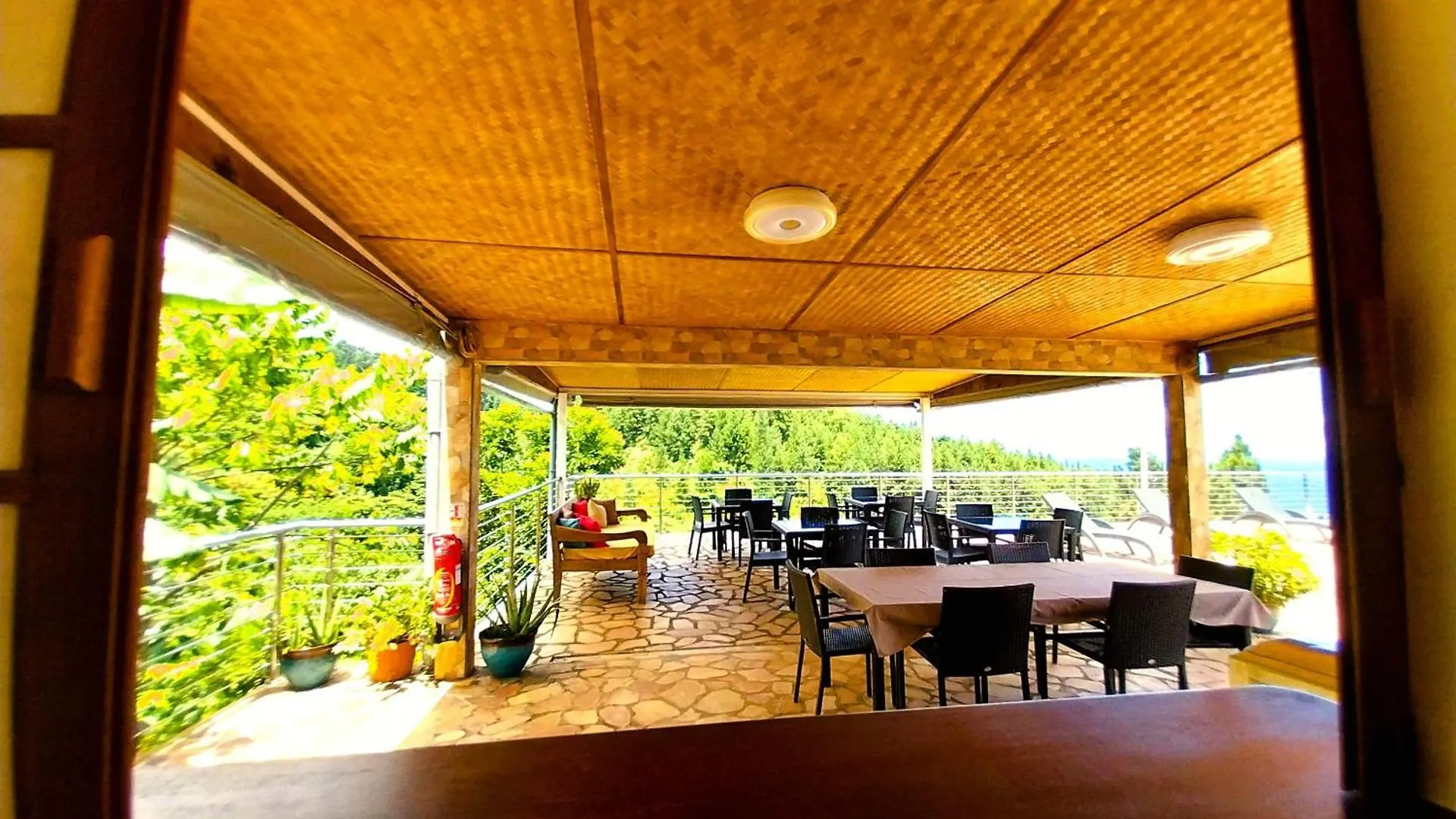 Tahiti Hills Lodge - 12 Pers プナアウィア